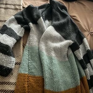 Balloon sleeve knitted cardigan knitted by one of my friends